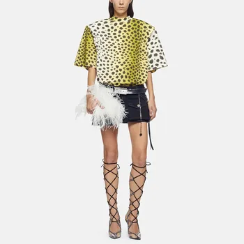2023 Нова женска тениска с Y2k леопардовым принтом, тампон върху рамото си с прерязано, Памучни Модни Универсални тениски с къс ръкав, потници